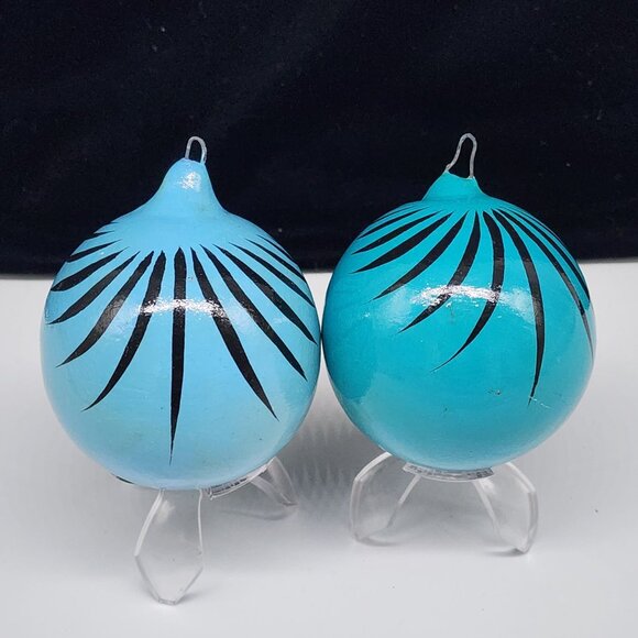 Hand Painted Wooden Balls Christmas Ornaments Candy Cane & Tree Designs - Picture 4 of 6